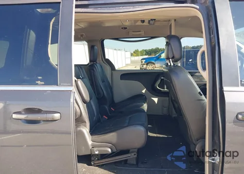 2012 Chrysler Town & Country Touring из США, поврежденный, VIN 2C4RC1BG2CR189811